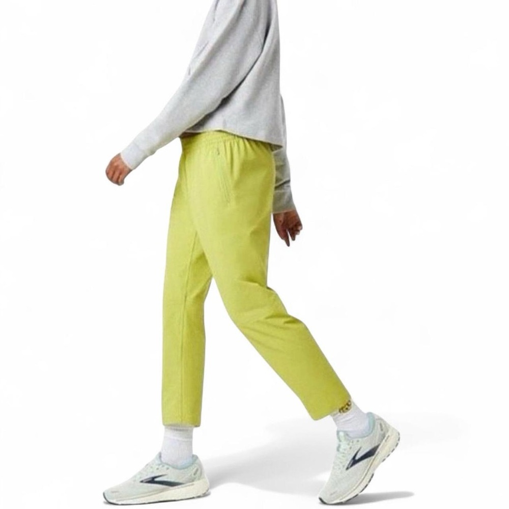 Outdoor Voices RecTrek Pant in Green Apple - Picture 7 of 7